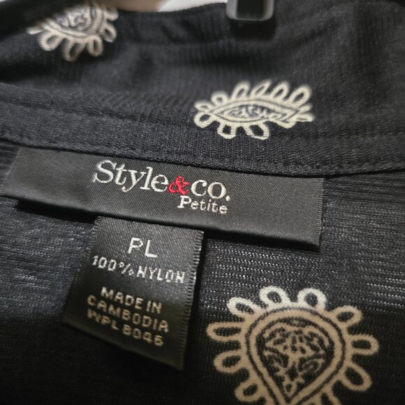 Style & Co. Women's Black & White Floral Button-Up Blouse Size Large (Petite) - Picture 2 of 7